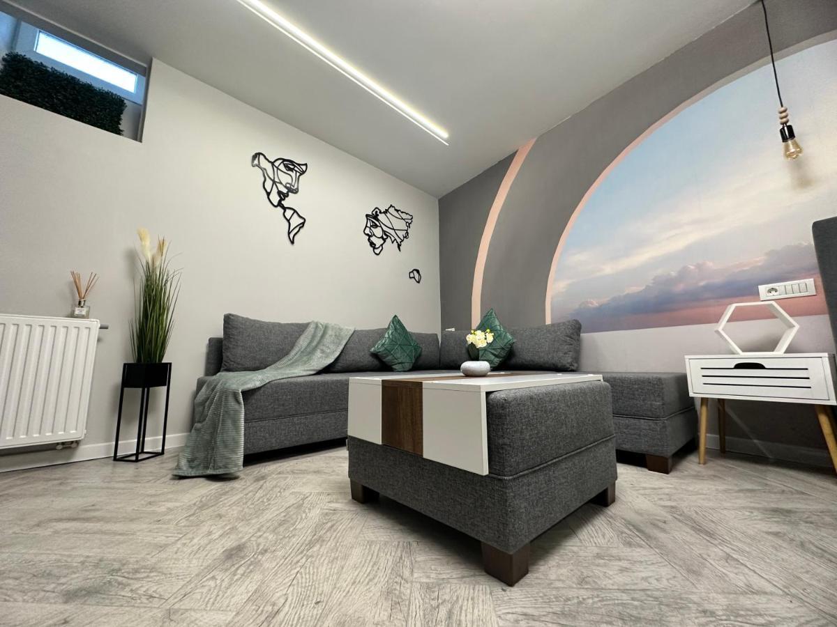 Stay Inn Central Brasov Ap 3 Esterno foto